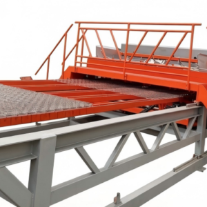 Concrete reinforcement mesh welding line