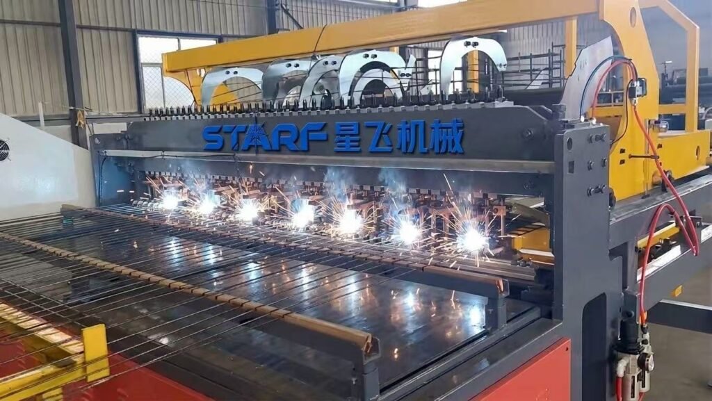 Automatic reinforcing mesh welding line producing rebar mesh panels